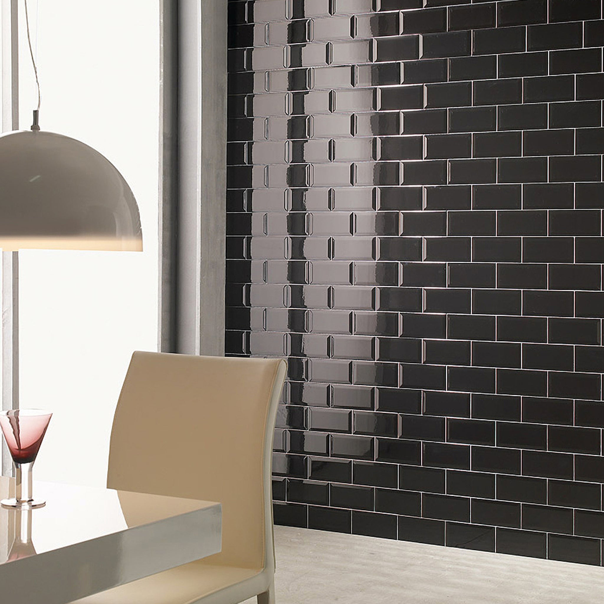 NEGRO BRILLO BISEL 10X20 CERAMICA PASTA