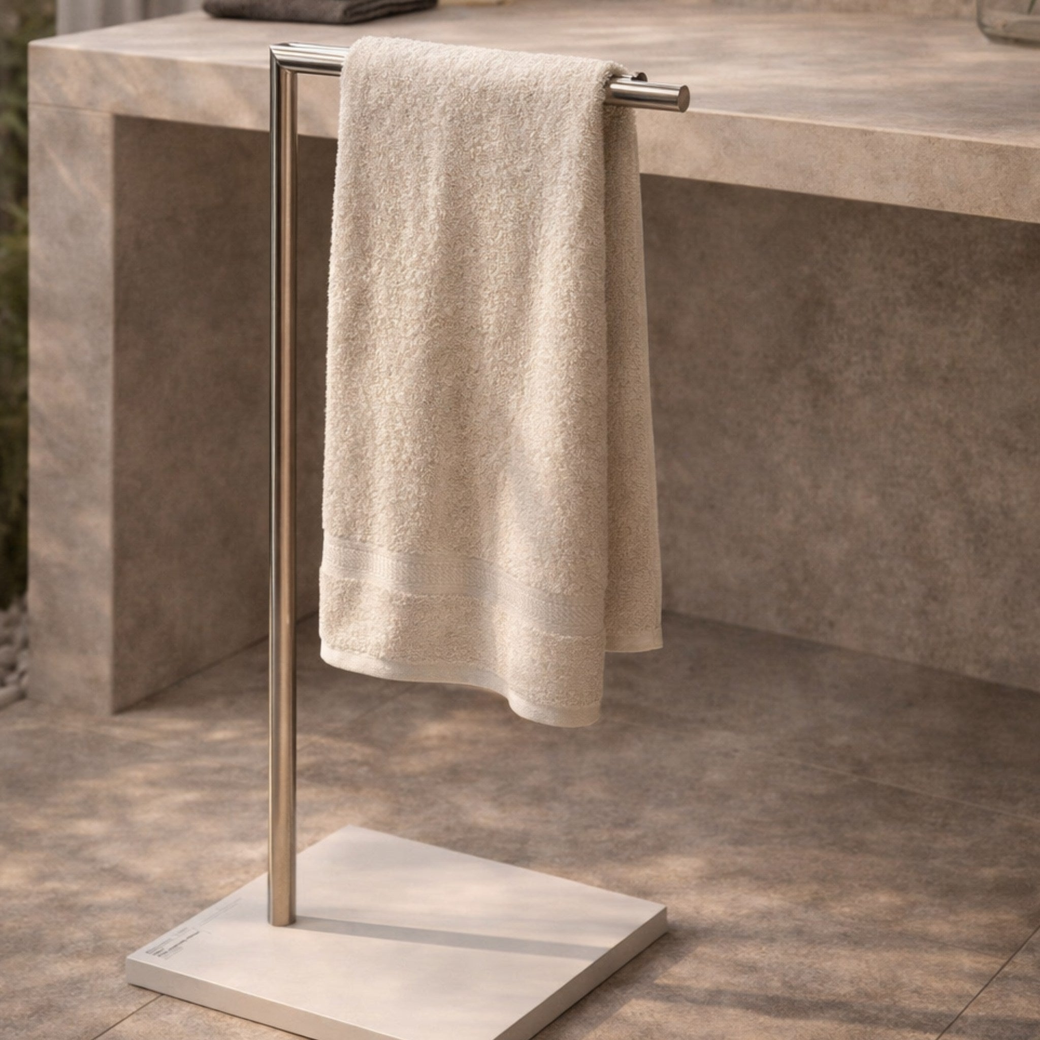 TOALLERO STILE ALTO 72CM