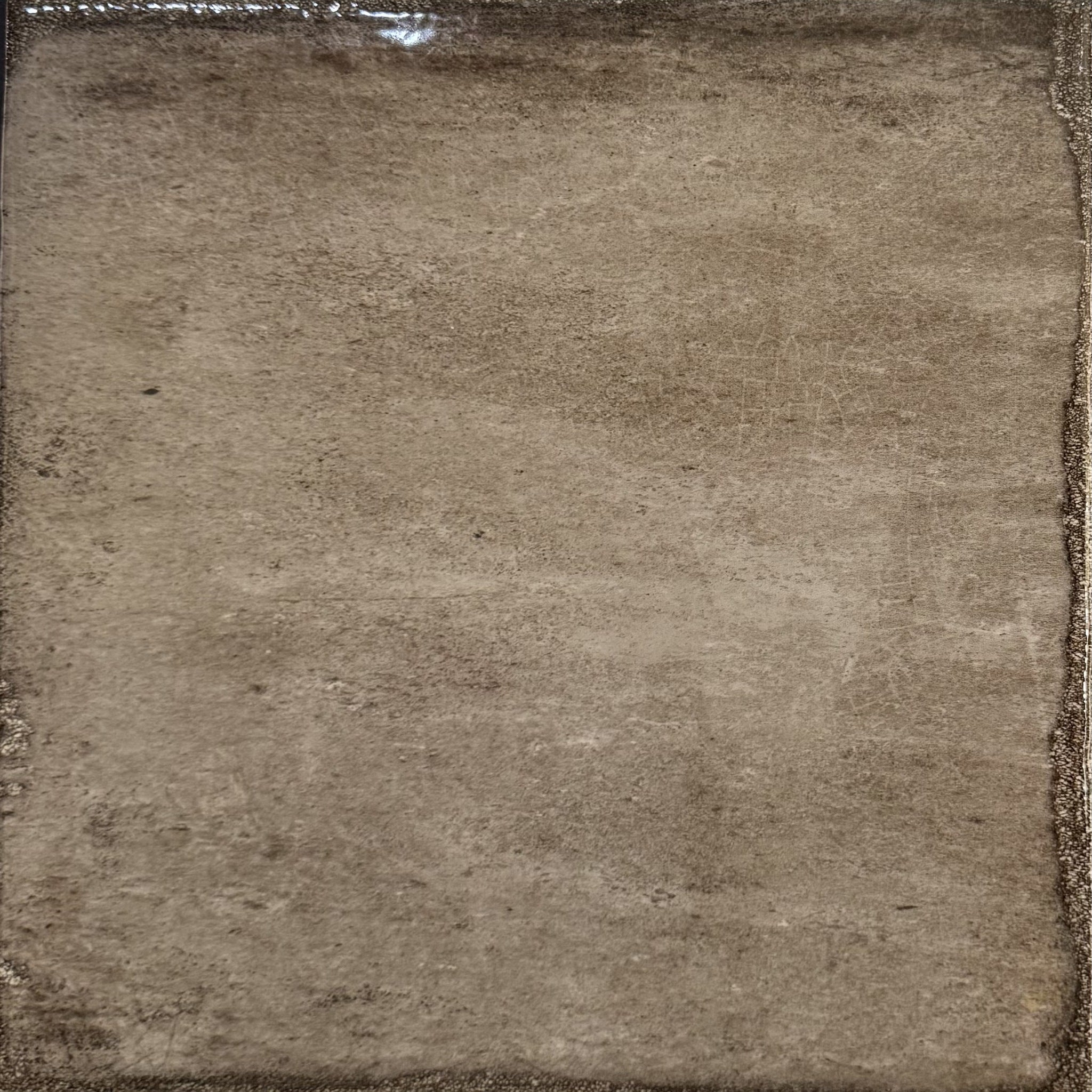 D-MAIA TAUPE 25X25 MATE