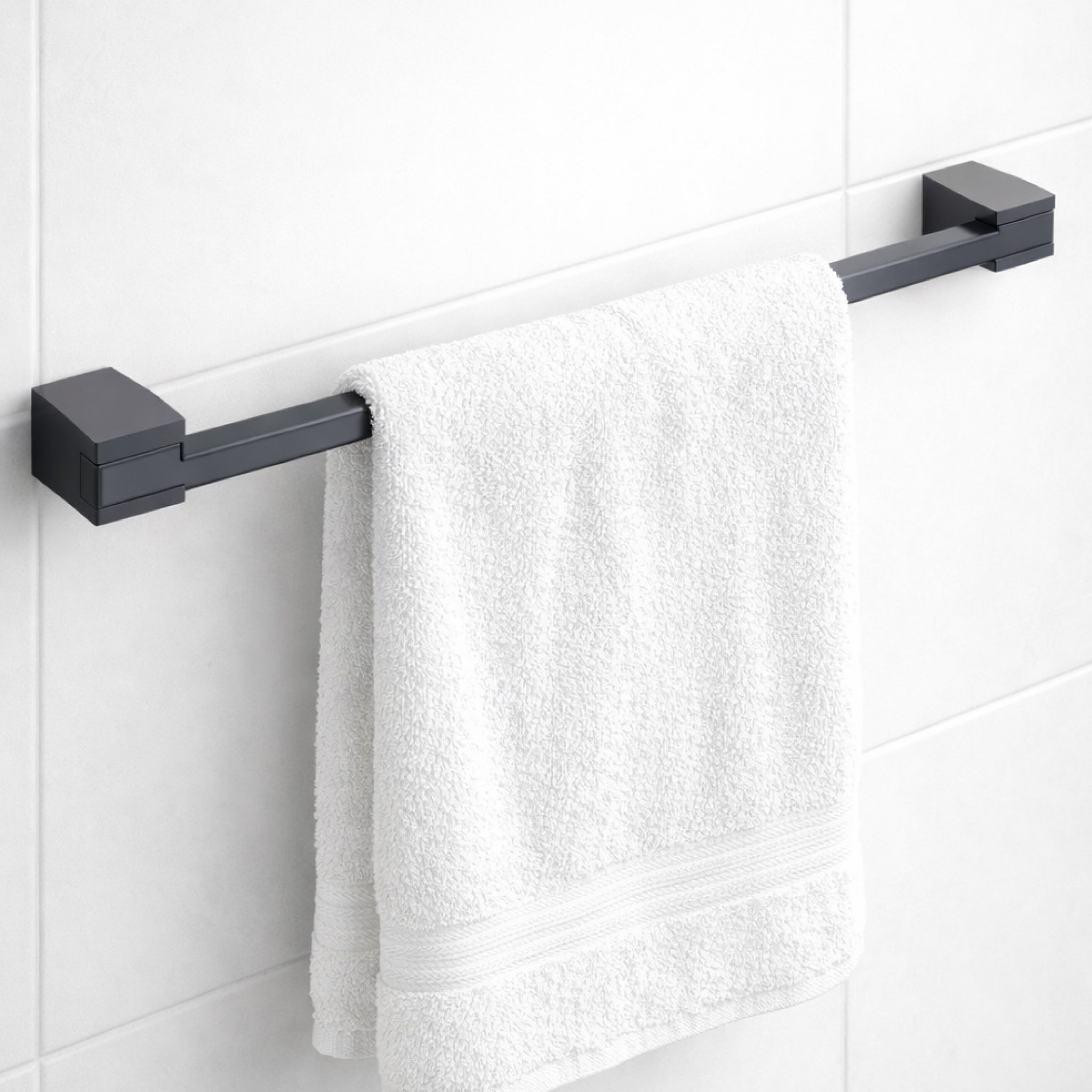 Toallero Barra Sable Gun Metal | Accesorio de Baño Negro - Attmosferas
