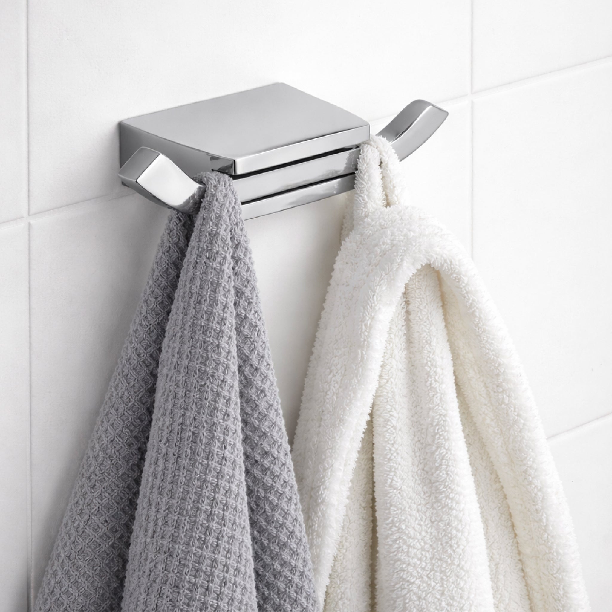 PERCHERO DOBLE SABLE NIQUEL CROMO BRUSH